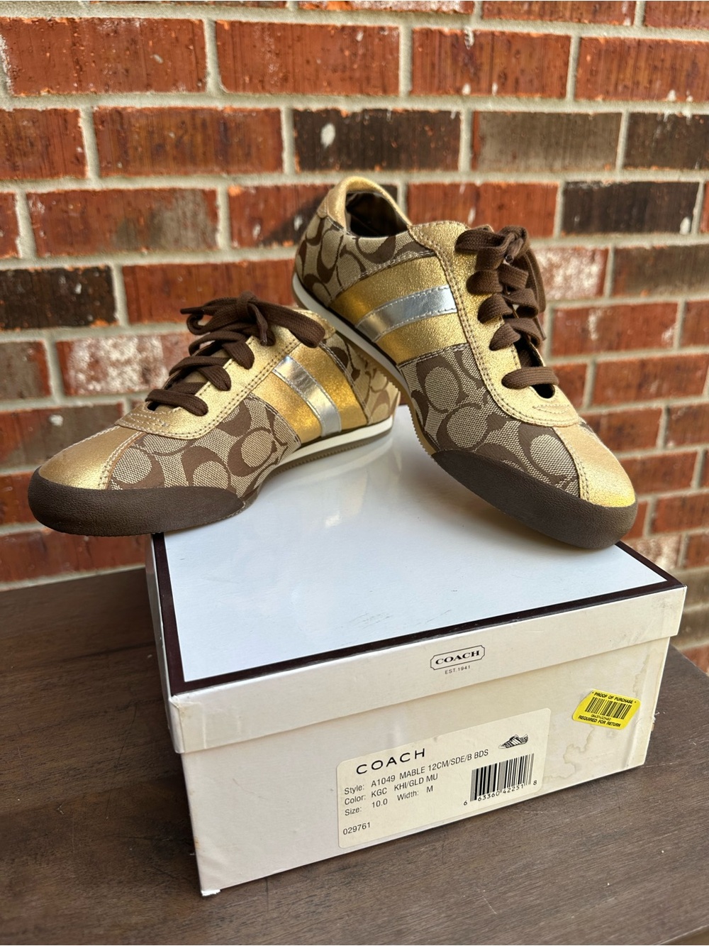 Coach Mable Signature C Gold Metallic Sneakers Size 10M w/ Box - Picture 6 of 16